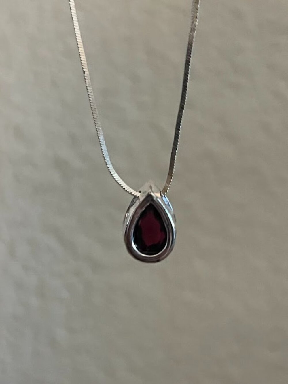 925 Sterling Silver Dark Amethyst Teardrop Pendant Necklace Italy - Picture 1 of 8